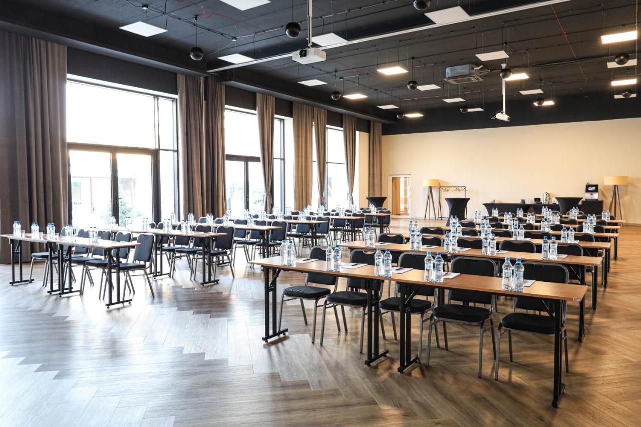 Falenty Biznes I Wypoczynek Raszyn Extérieur photo