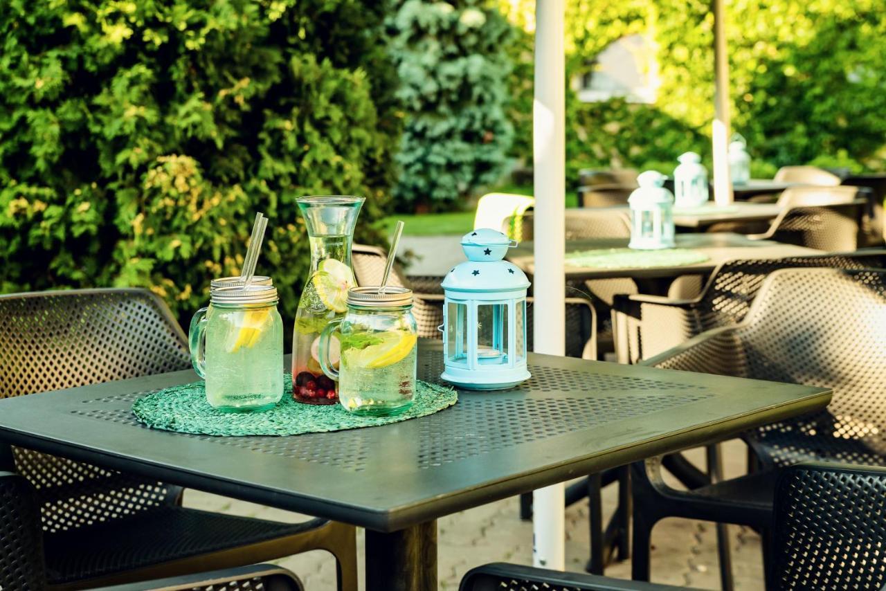 Falenty Biznes I Wypoczynek Raszyn Extérieur photo